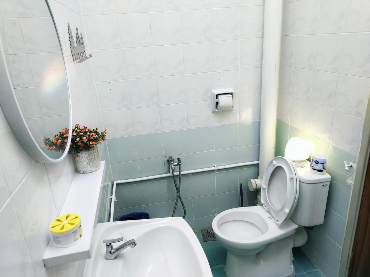 Semi-Detached, Up To 21 Pax, 4 Bedrooms, 3 Bathrooms, 4 Car Parks By Star Home Bayan Lepas Εξωτερικό φωτογραφία